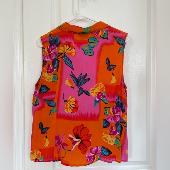 VINTAGE Silk Blouse - Picture 3 of 3